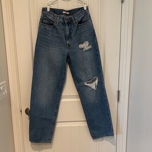 Levi's Blue Ripped Boyfriend Jeans. 94 Baggy.